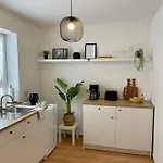 Visit 2 Apartman